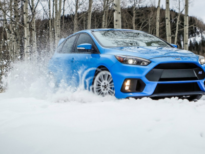 Pourquoi et quand mettre des pneus hiver sur votre Ford ?