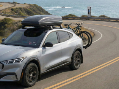 Comment les accessoires et les pneus influencent-ils l'autonomie de votre Ford ?