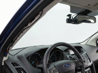 Installer une dashcam dans sa Ford : Le guide complet pour une installation prop