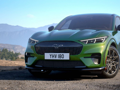 Mustang Mach-E et Hiver : Les accessoires pour préserver la batterie et la carro